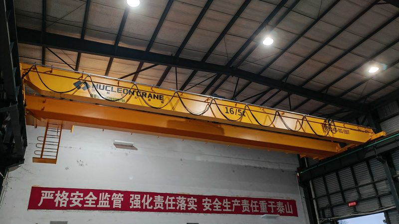 在成都，以下几款行车记录仪具有较高的知名度和市场占有率：